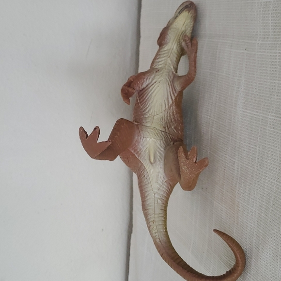 Vintage Spinosaurus Dinosaur - Picture 7 of 8